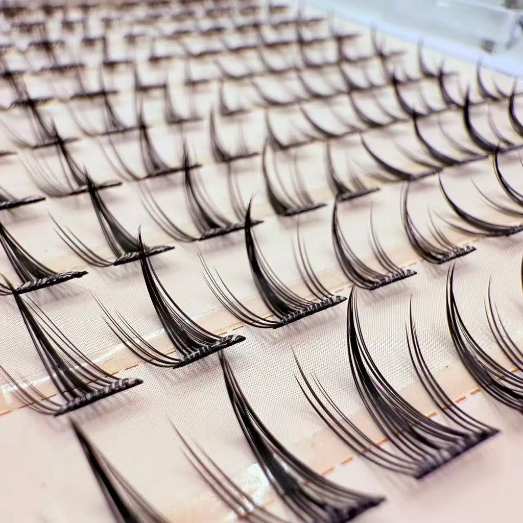 Beginner Friendly 10 Rows Glue-free Lash Cluster False Eyelashes for Parties and Photos