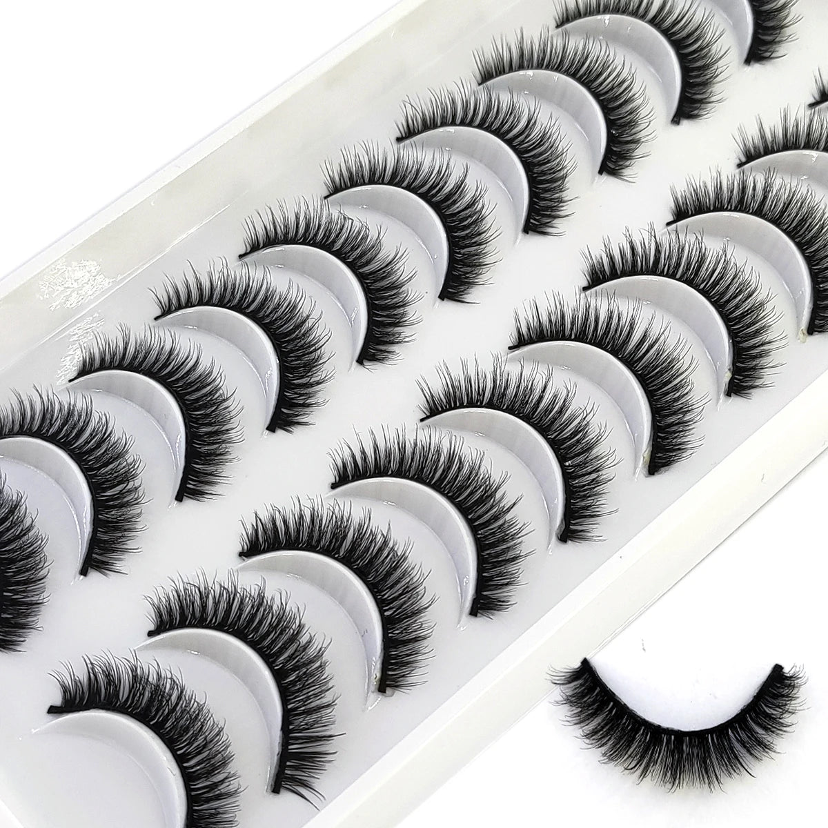 HBZGTLAD 10 pairs of natural fake eyelashes 3D artificial mink eyelashes soft eyelashes extended fake eyelashes long mink eyelas